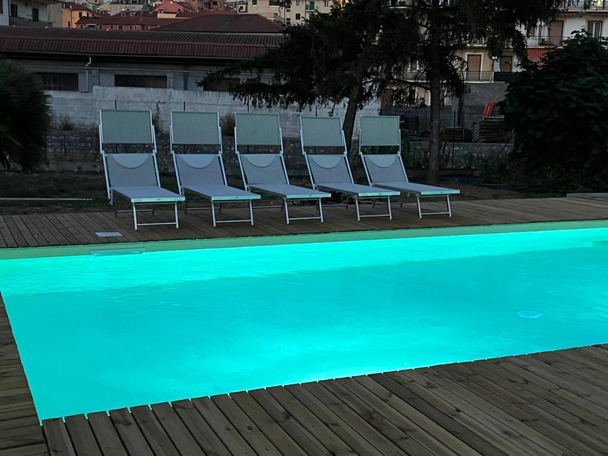 Il Gattino Di Porto - Apt 1 - Monolocale Veranda Piscina Imperia Zewnętrze zdjęcie